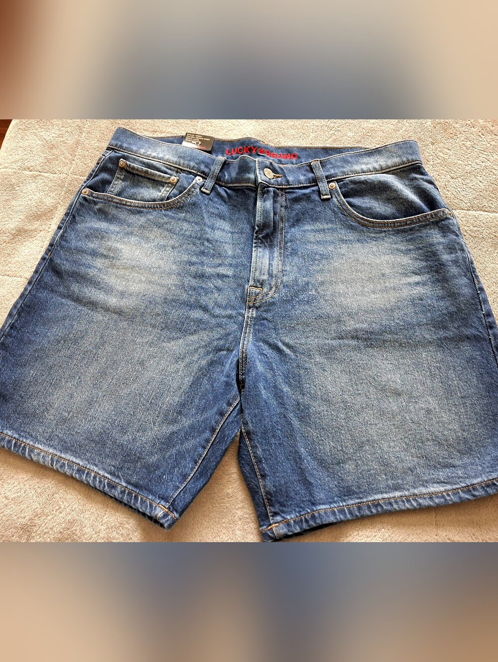 Lucky Brand - Men’s 34 Loose Fit Denim Shorts Mid Rise Stretch NWT